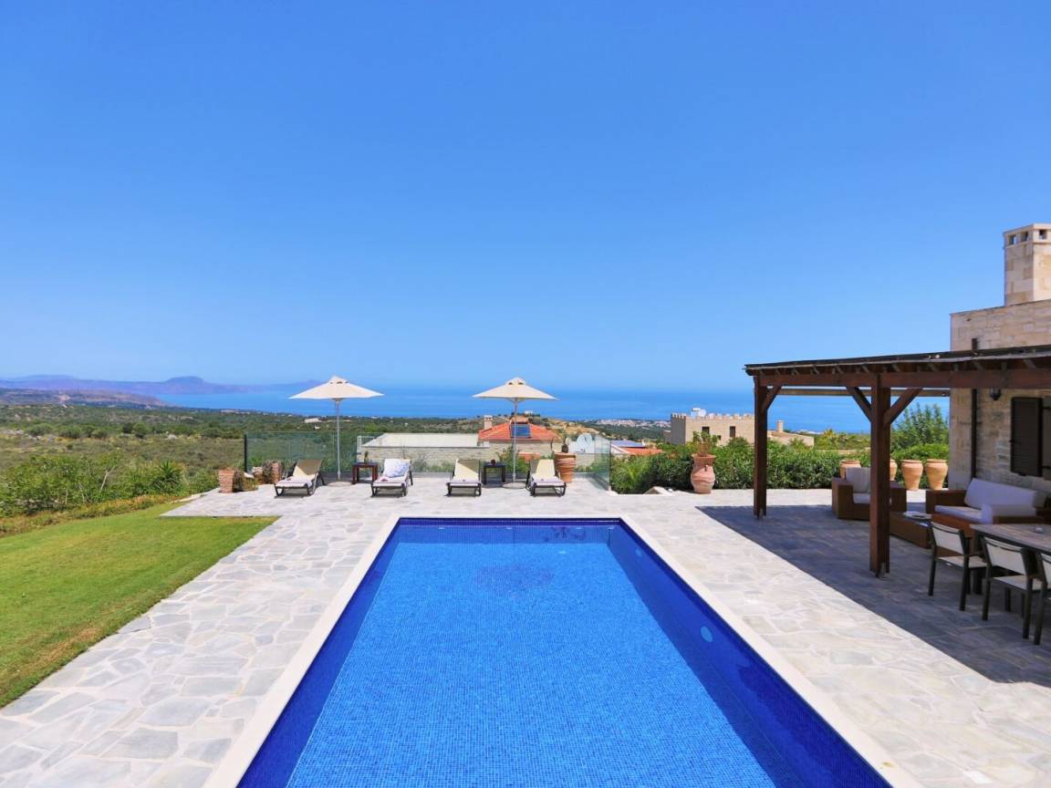 125 M² Villa ∙ 2 Bedrooms ∙ 5 Guests - Ретимно