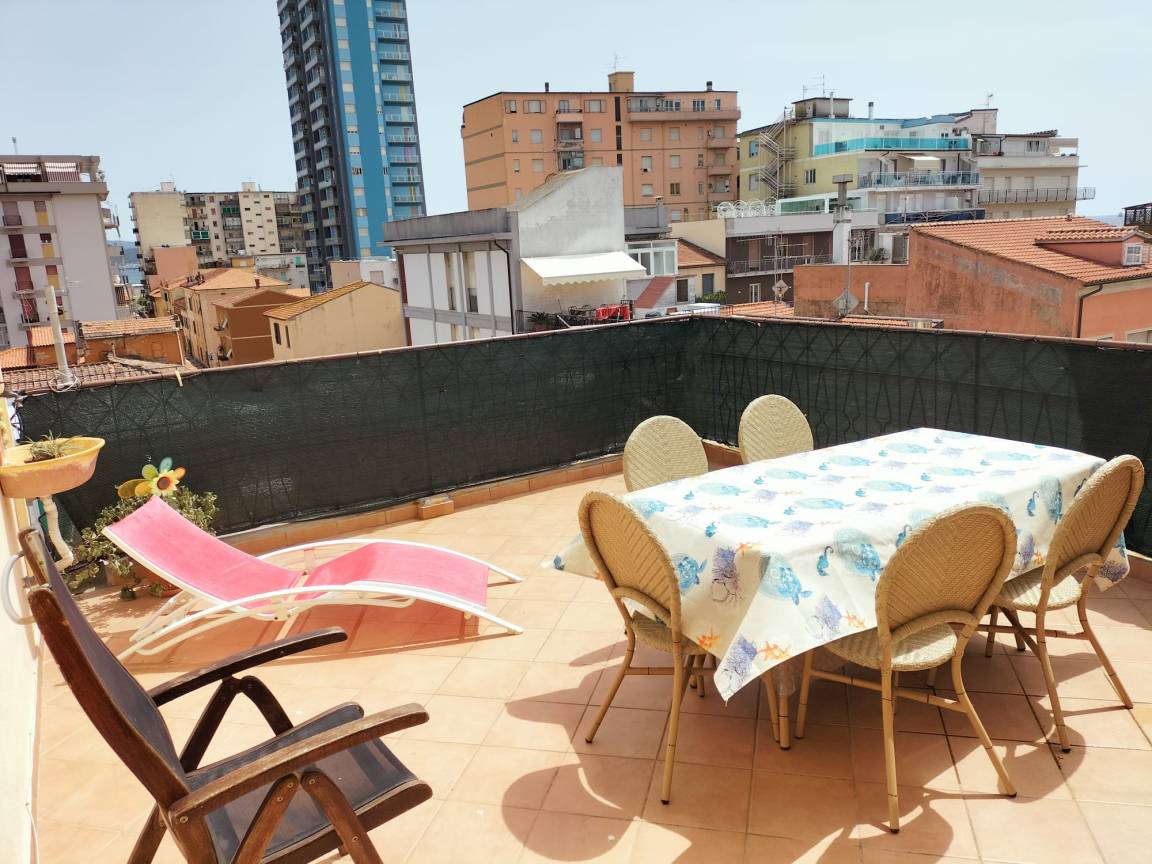 Appartement ∙ 2 Slaapkamers ∙ 5 Gasten - Follonica
