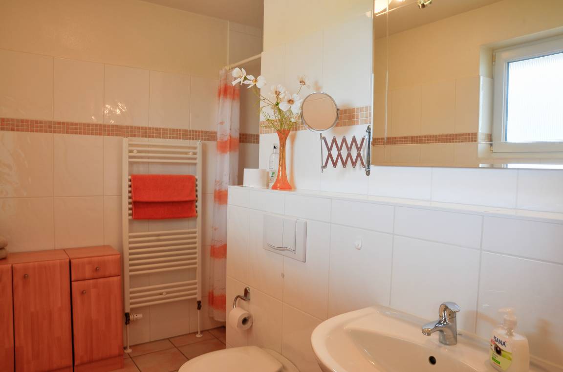 65 m² Ferienwohnung ∙ 2 Schlafzimmer ∙ 4 Gäste – Bild 5