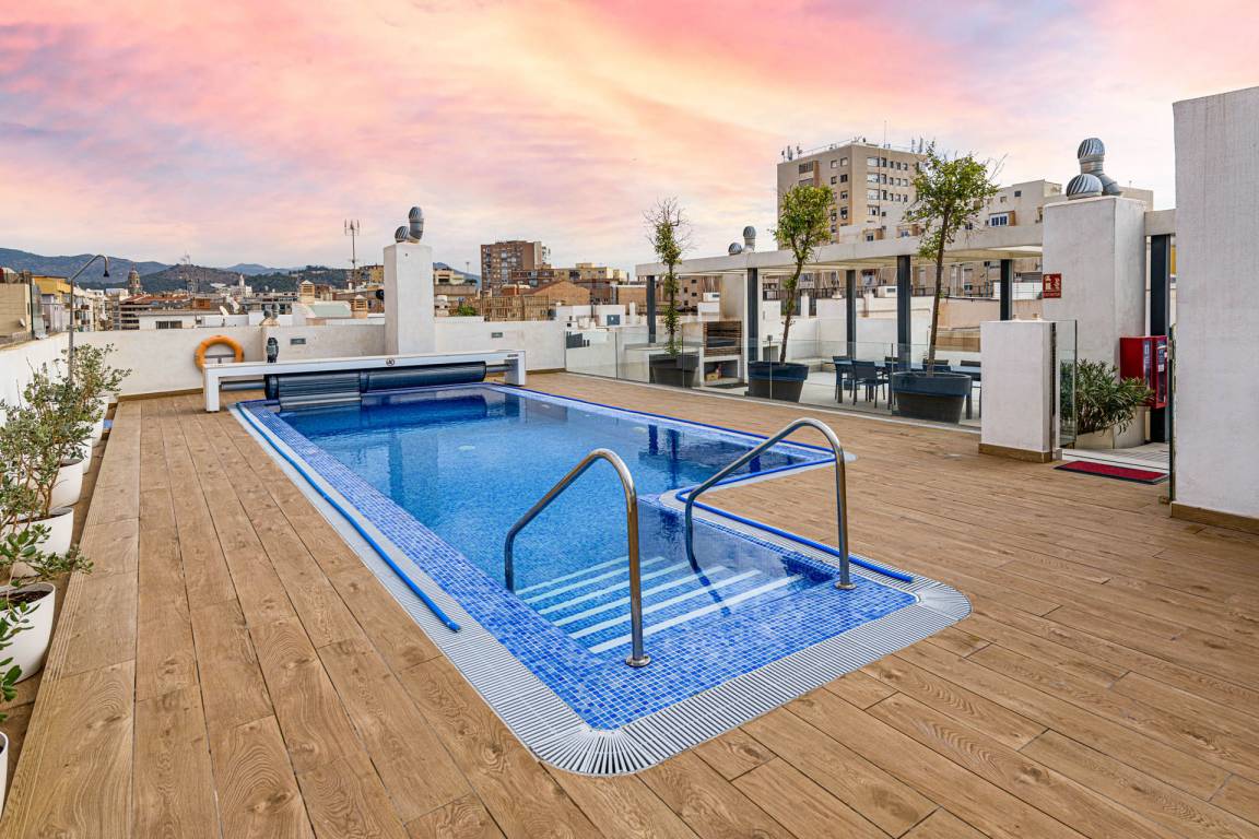 90 M² Ferienwohnung ∙ 2 Schlafzimmer ∙ 4 Gäste - Málaga