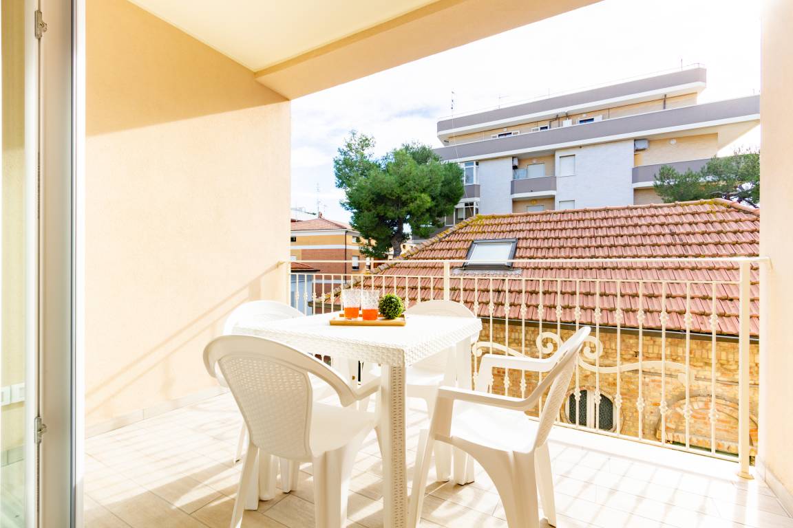 70 M² Appartamento Vacanza ∙ 2 Camere Da Letto ∙ 6 Ospiti - Giulianova