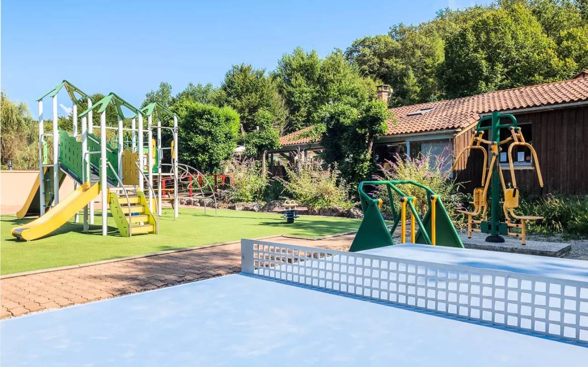 34 M² Mobil-home ∙ 3 Chambres ∙ 6 Personnes - Sarlat-la-Canéda