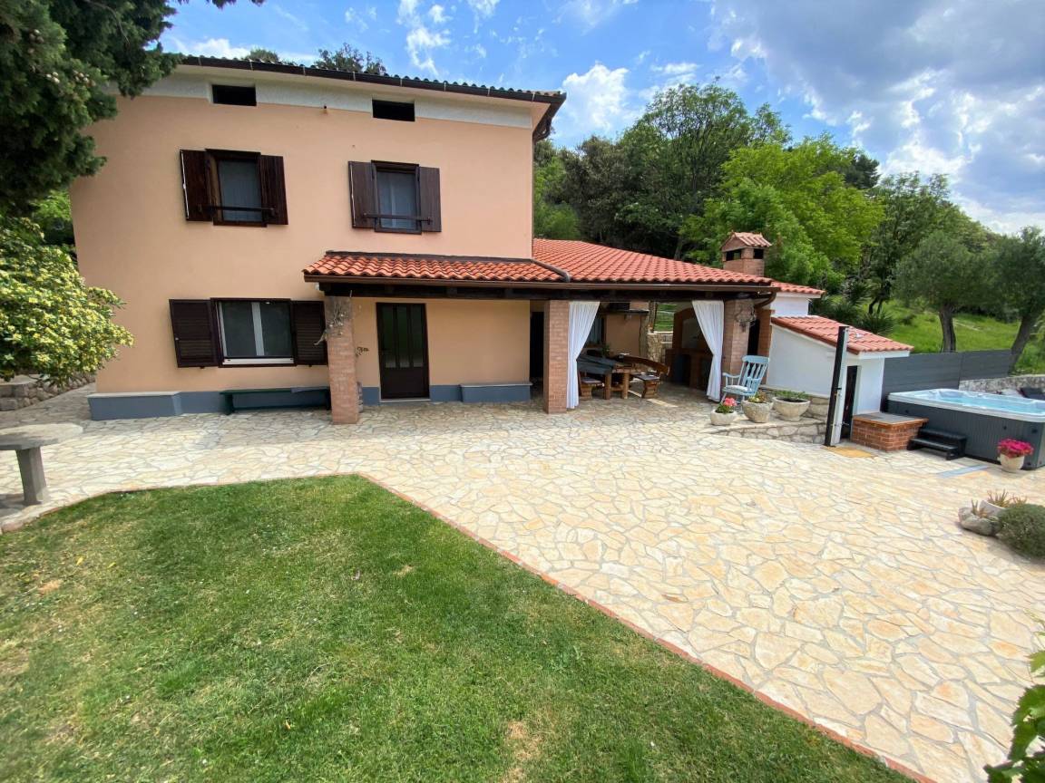 150 M² Ferienhaus ∙ 3 Schlafzimmer ∙ 6 Gäste - Lopar