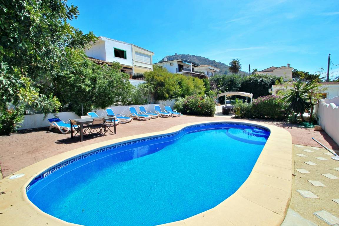 170 M² Villa ∙ 5 Bedrooms ∙ 10 Guests - Moraira