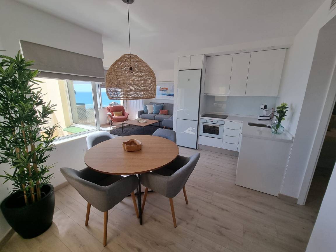 70 M² Apartment ∙ 2 Bedrooms ∙ 6 Guests - Fuengirola