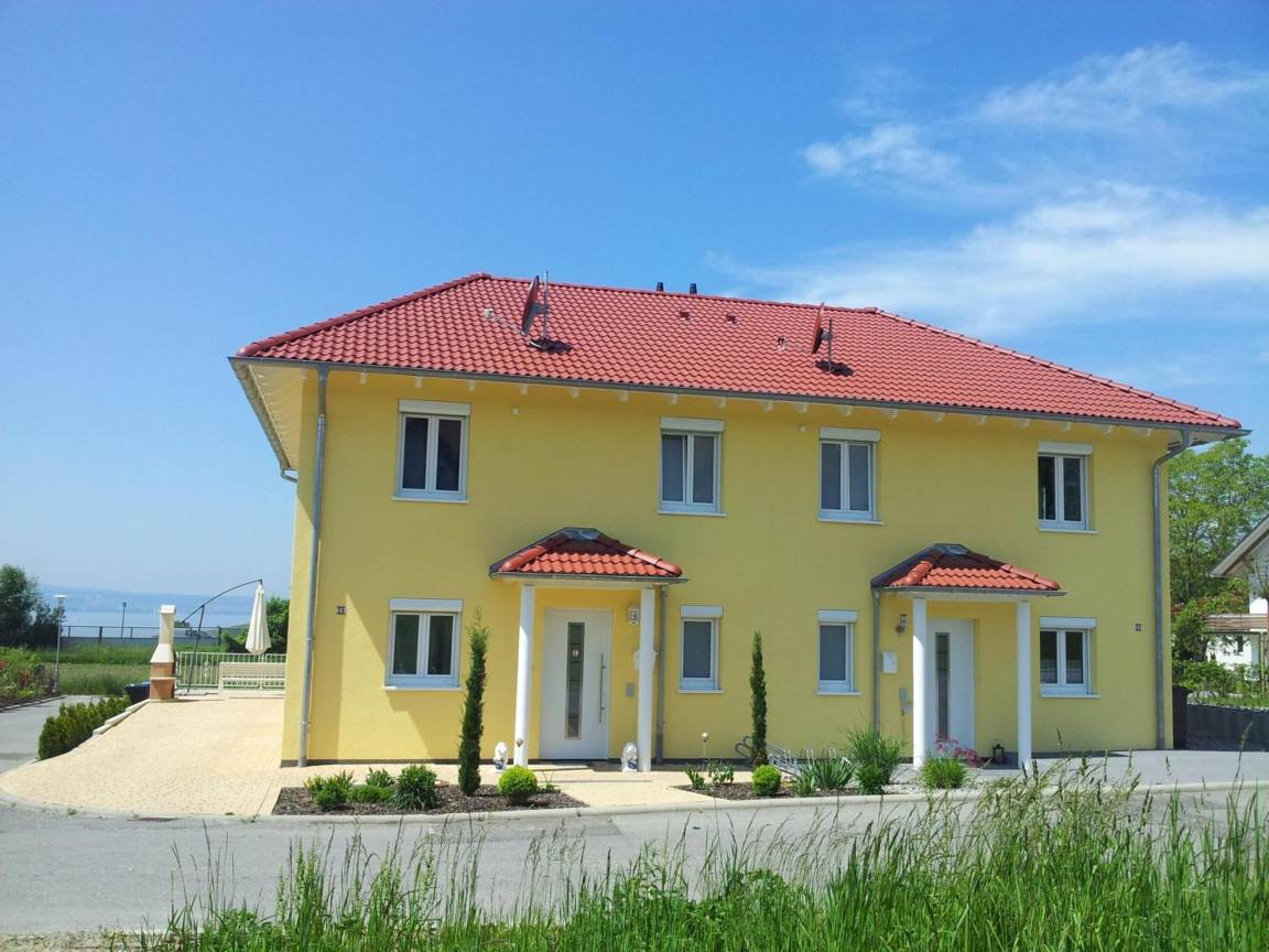 125 M² Villa ∙ 4 Bedrooms ∙ 6 Guests - Meersburg
