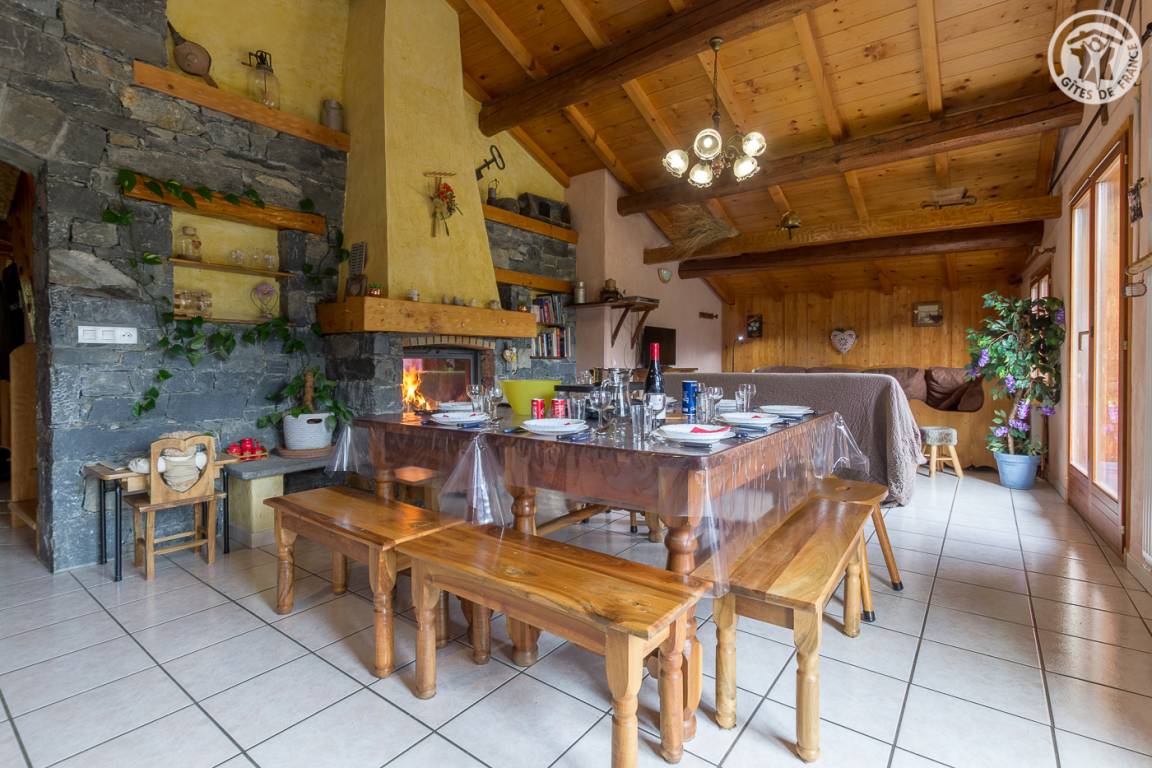 100 m² Gîte ∙ 3 Schlafzimmer ∙ 10 Gäste – Bild 2