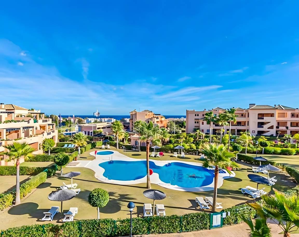 134 M² Apartamento ∙ 2 Habitaciones ∙ 6 Huéspedes - Casares
