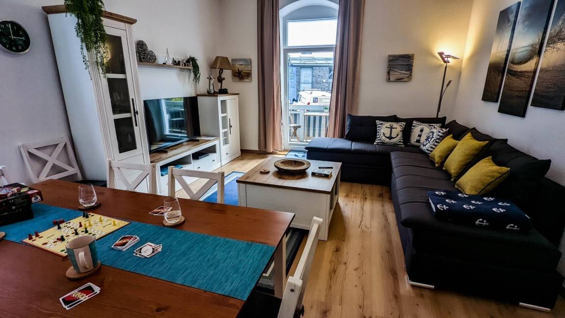 74 M² Ferienwohnung ∙ 2 Schlafzimmer ∙ 6 Gäste - Strande