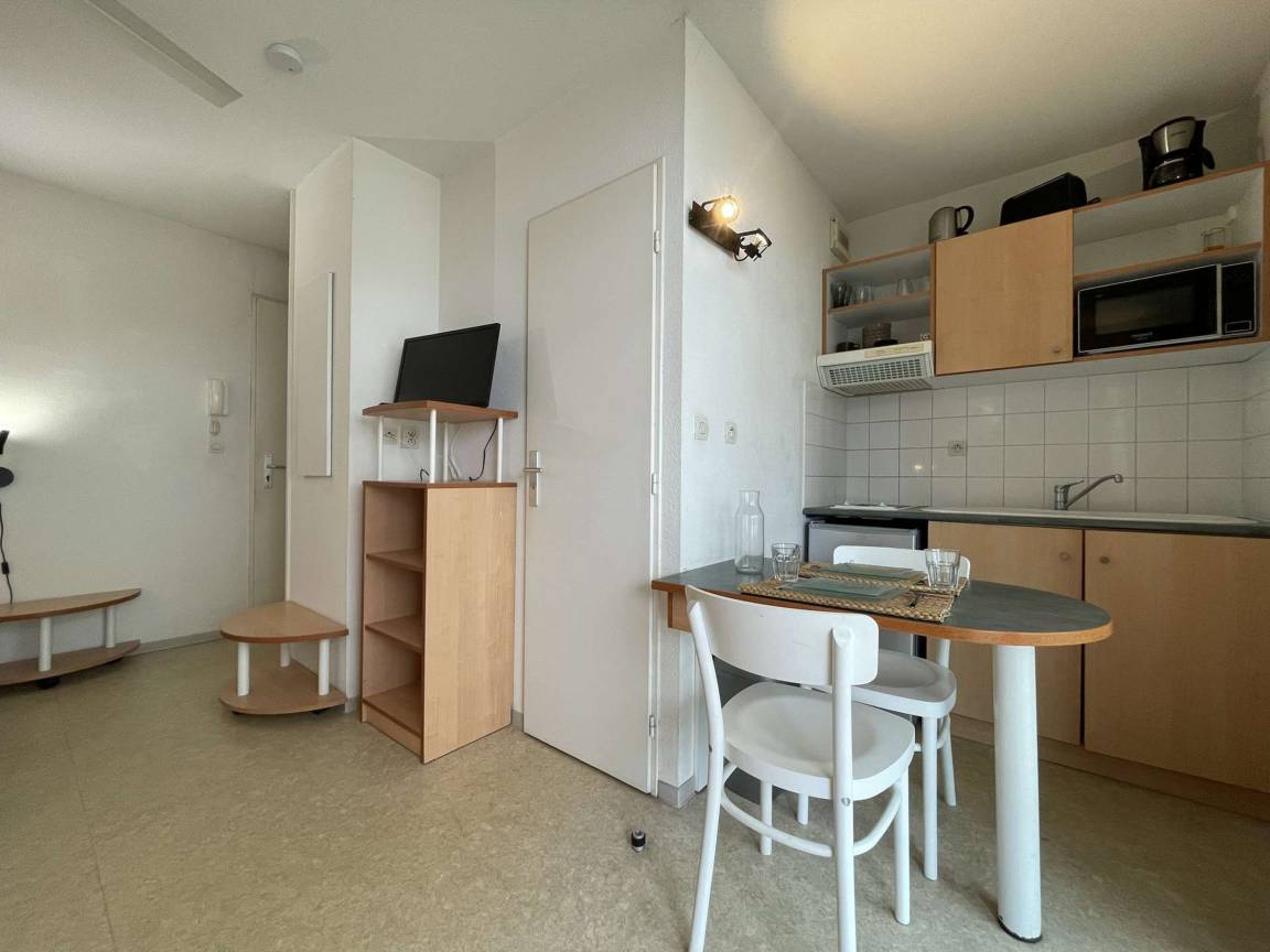 21 M² Estudio ∙ 1 Habitación ∙ 2 Huéspedes - La Rochelle