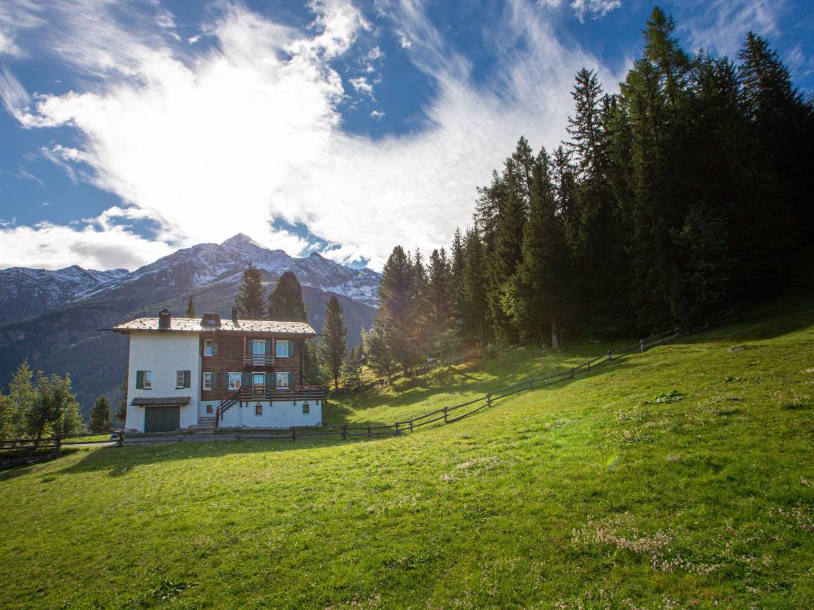360 M² Huis ∙ 7 Slaapkamers ∙ 15 Gasten - Bormio
