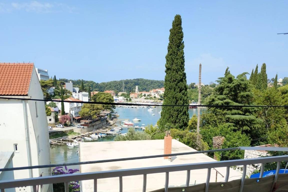 57 M² Apartment ∙ 2 Bedrooms ∙ 6 Guests - Cavtat