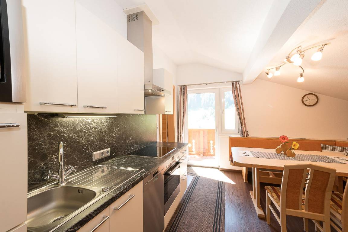 78 M² Apartment ∙ 2 Bedrooms ∙ 5 Guests - Ischgl