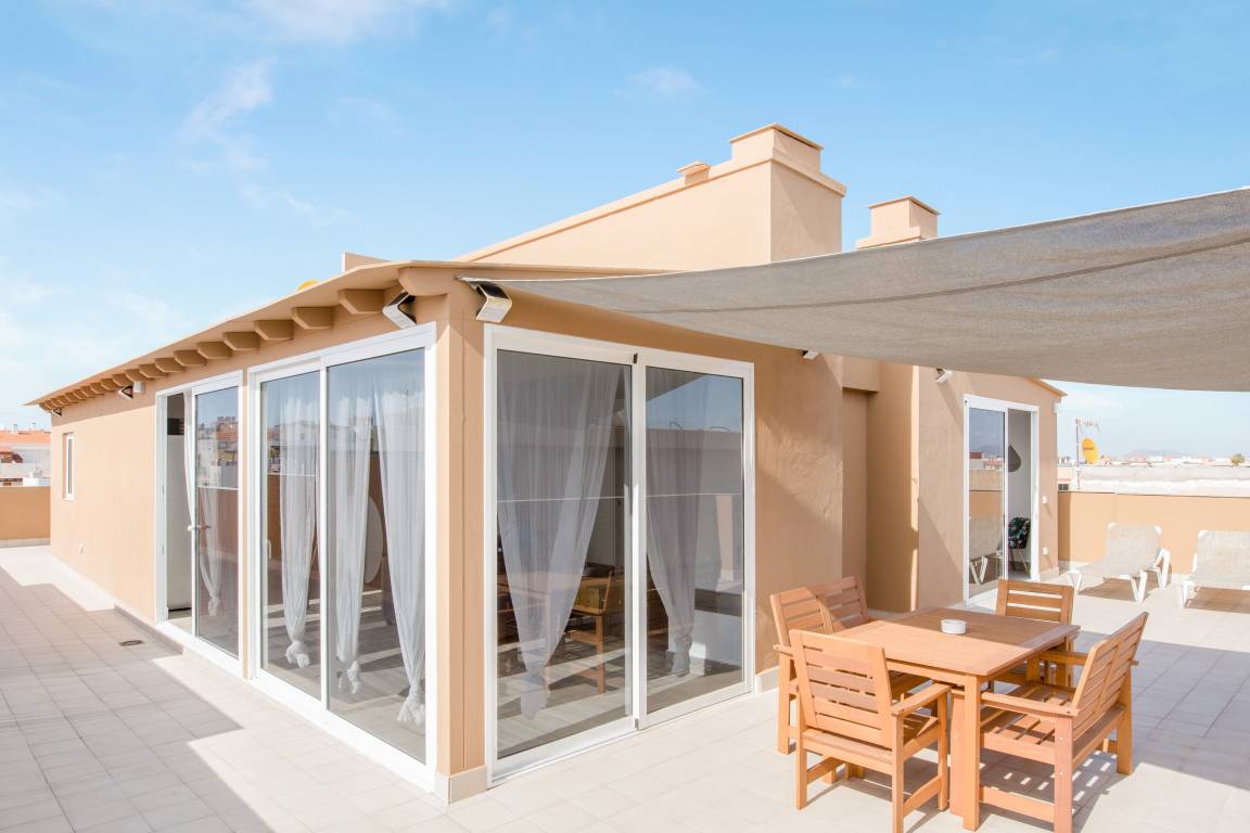 90 M² Appartement ∙ 3 Slaapkamers ∙ 6 Gasten - Corralejo