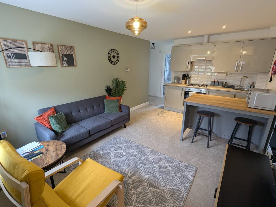 Apartment ∙ 2 Bedrooms ∙ 3 Guests - Frome