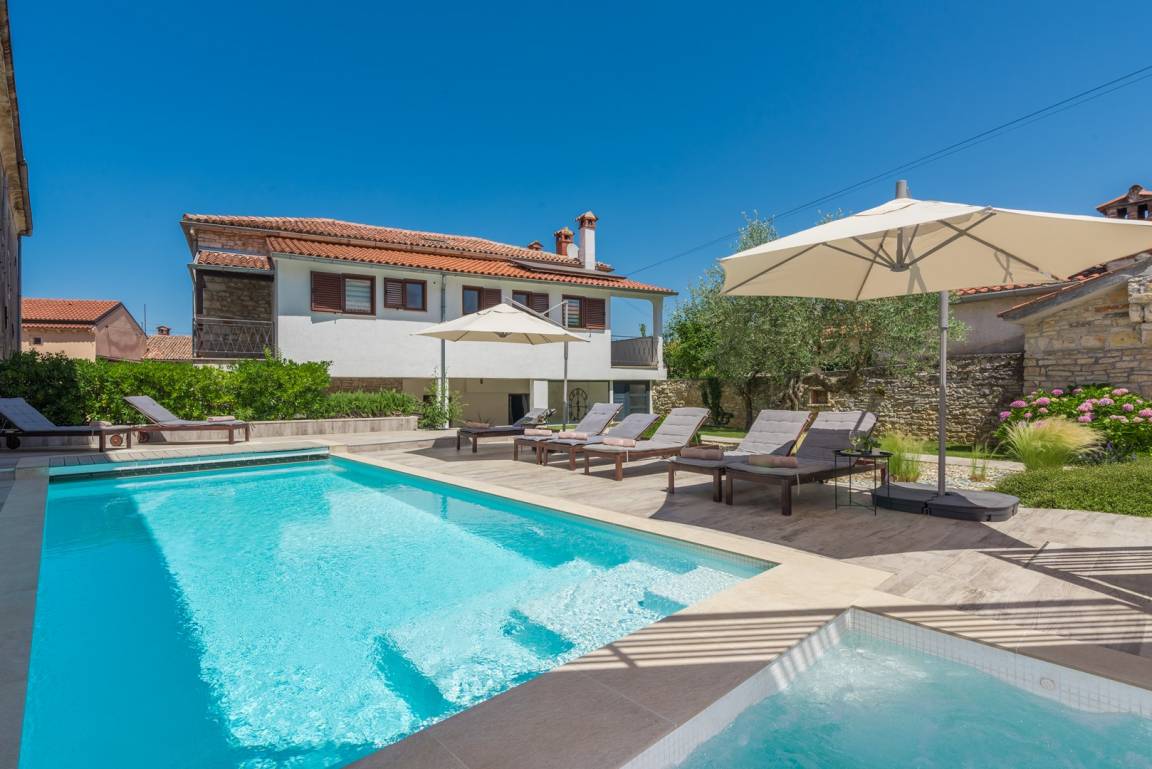 430 M² Villa ∙ 5 Schlafzimmer ∙ 10 Gäste - Rovinj