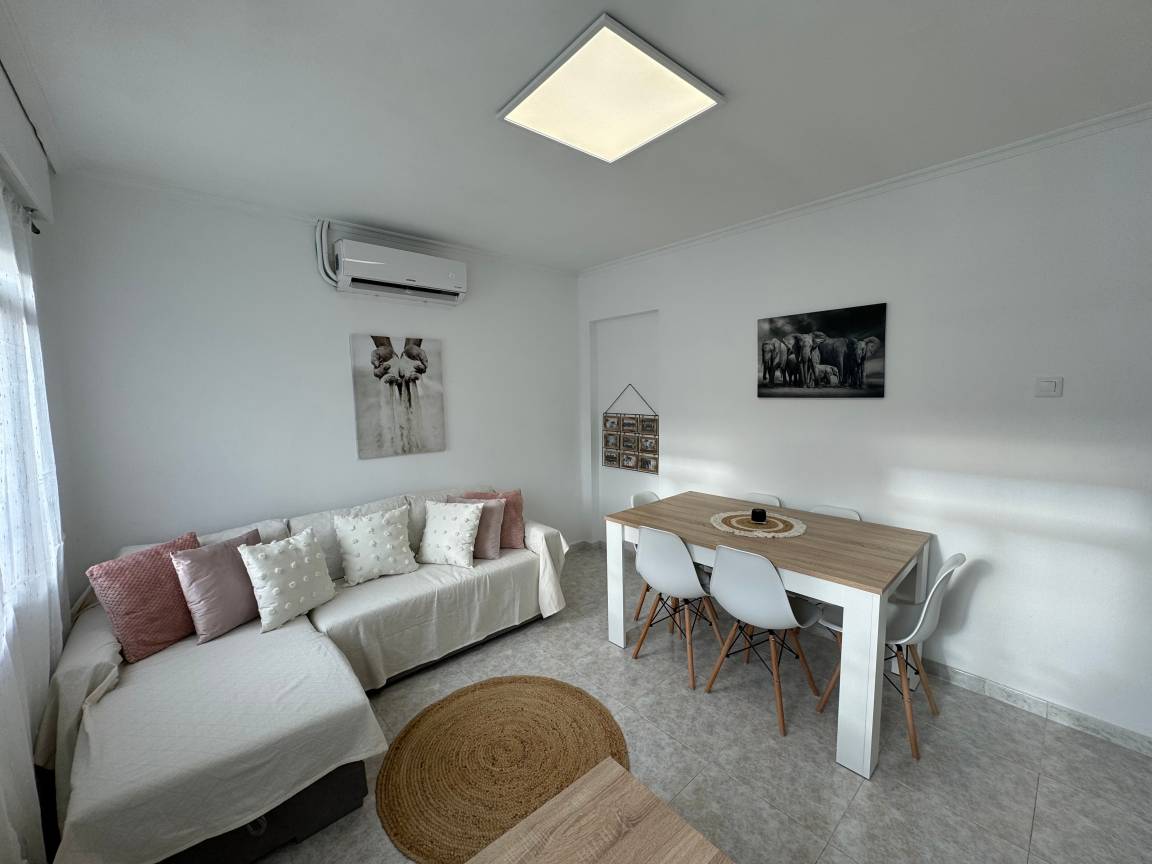 60 M² Huoneisto ∙ 2 Makuuhuonetta ∙ 6 Vierasta - Cedeira