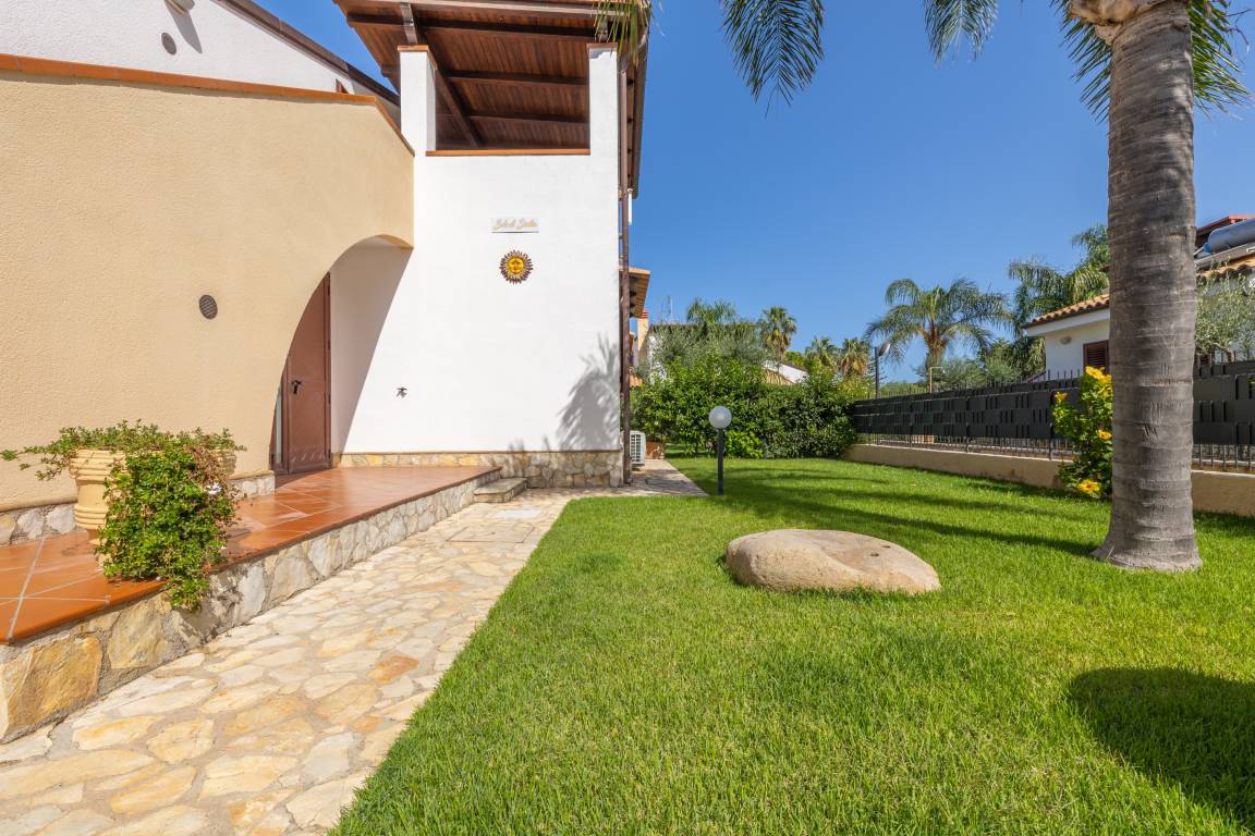 70 M² Villa ∙ 2 Slaapkamers ∙ 8 Gasten - Campofelice di Roccella