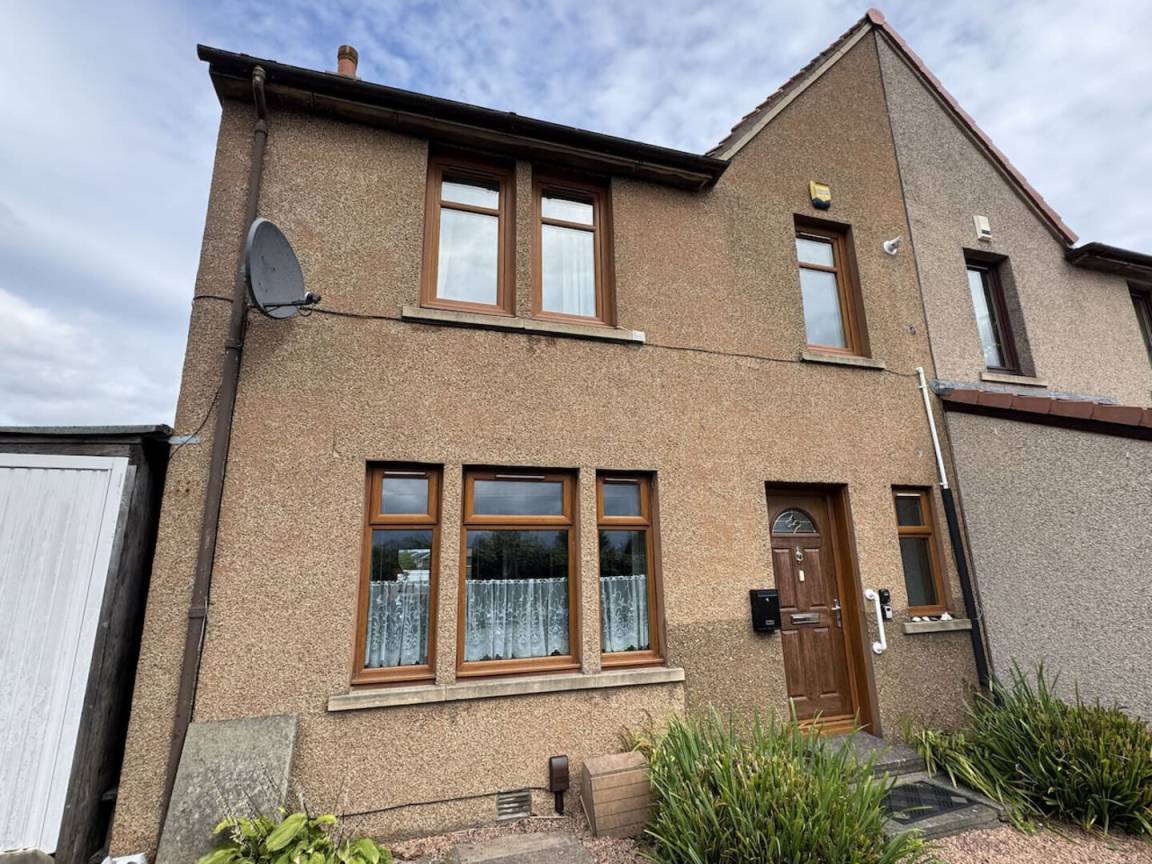 70 M² House ∙ 3 Bedrooms ∙ 6 Guests - Fife