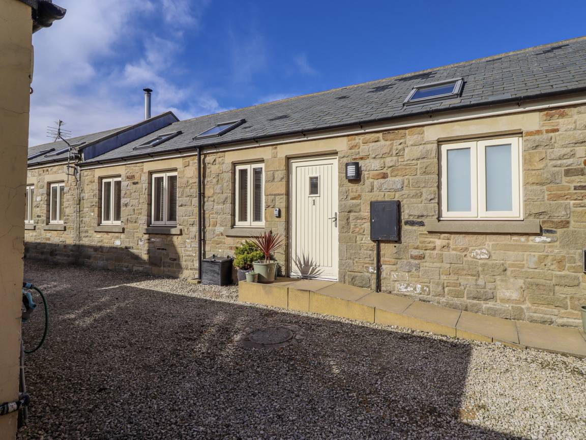 Cottage ∙ 2 Bedrooms ∙ 4 Guests - Seahouses