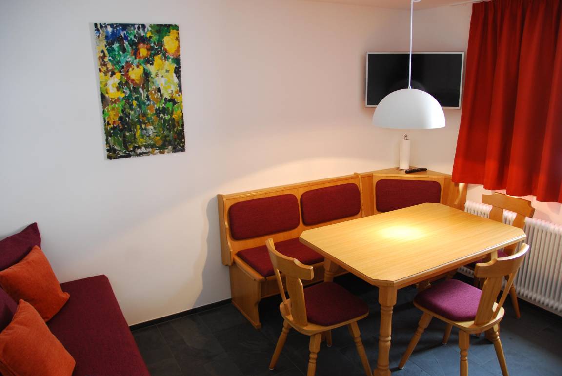 45 M² Ferienwohnung ∙ 2 Schlafzimmer ∙ 2 Gäste - Galtür