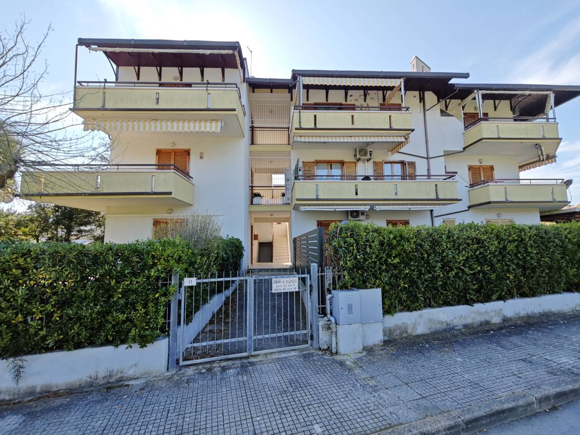 60 M² Apartamento ∙ 2 Quartos ∙ 5 Hóspedes - Sirolo