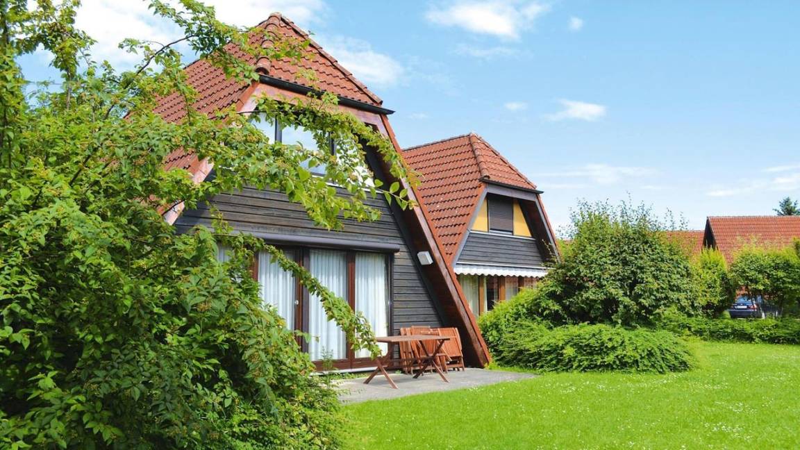 70 M² Ferienhaus ∙ 2 Schlafzimmer ∙ 5 Gäste - Bodensee