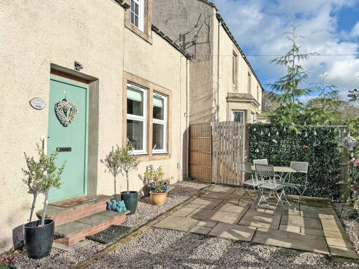 Cottage ∙ 2 Bedrooms ∙ 4 Guests - Melrose