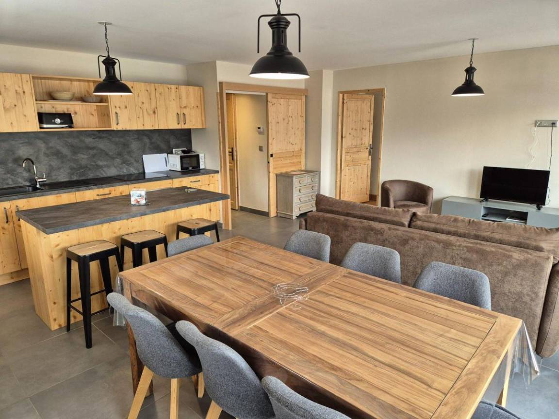 70 m² Ferienwohnung ∙ 2 Schlafzimmer ∙ 7 Gäste – Bild 1