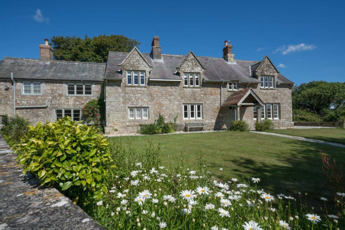 Cottage ∙ 5 Bedrooms ∙ 10 Guests - Hampshire