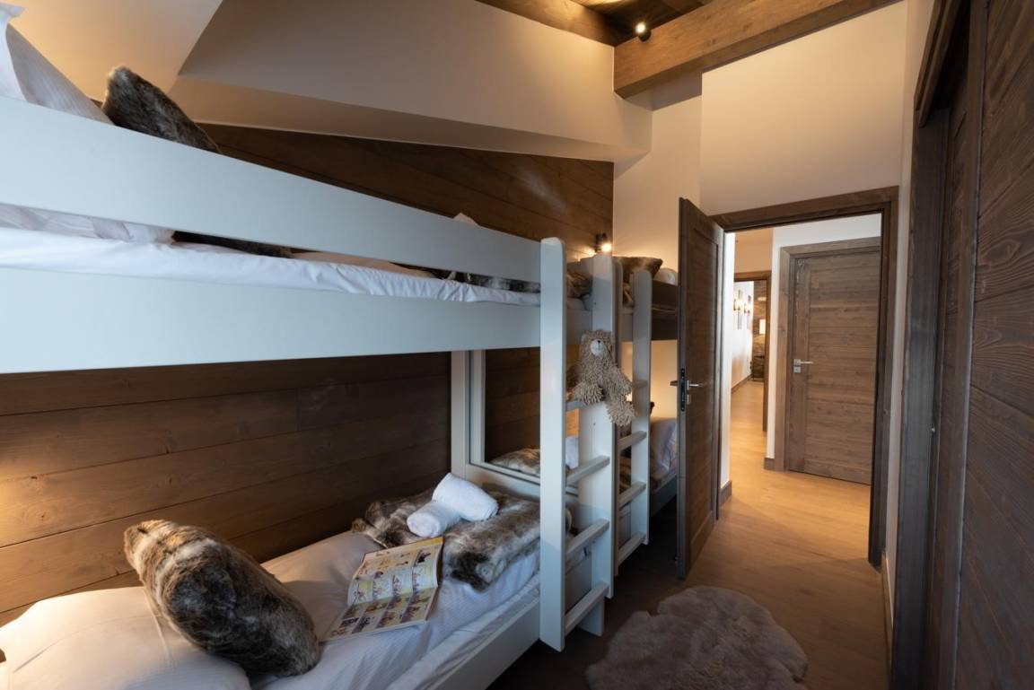230 m² Ferienwohnung ∙ 5 Schlafzimmer ∙ 16 Gäste – Bild 4