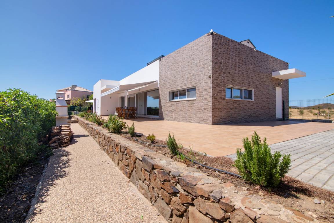 200 M² Villa ∙ 3 Chambres ∙ 8 Personnes - Tavira
