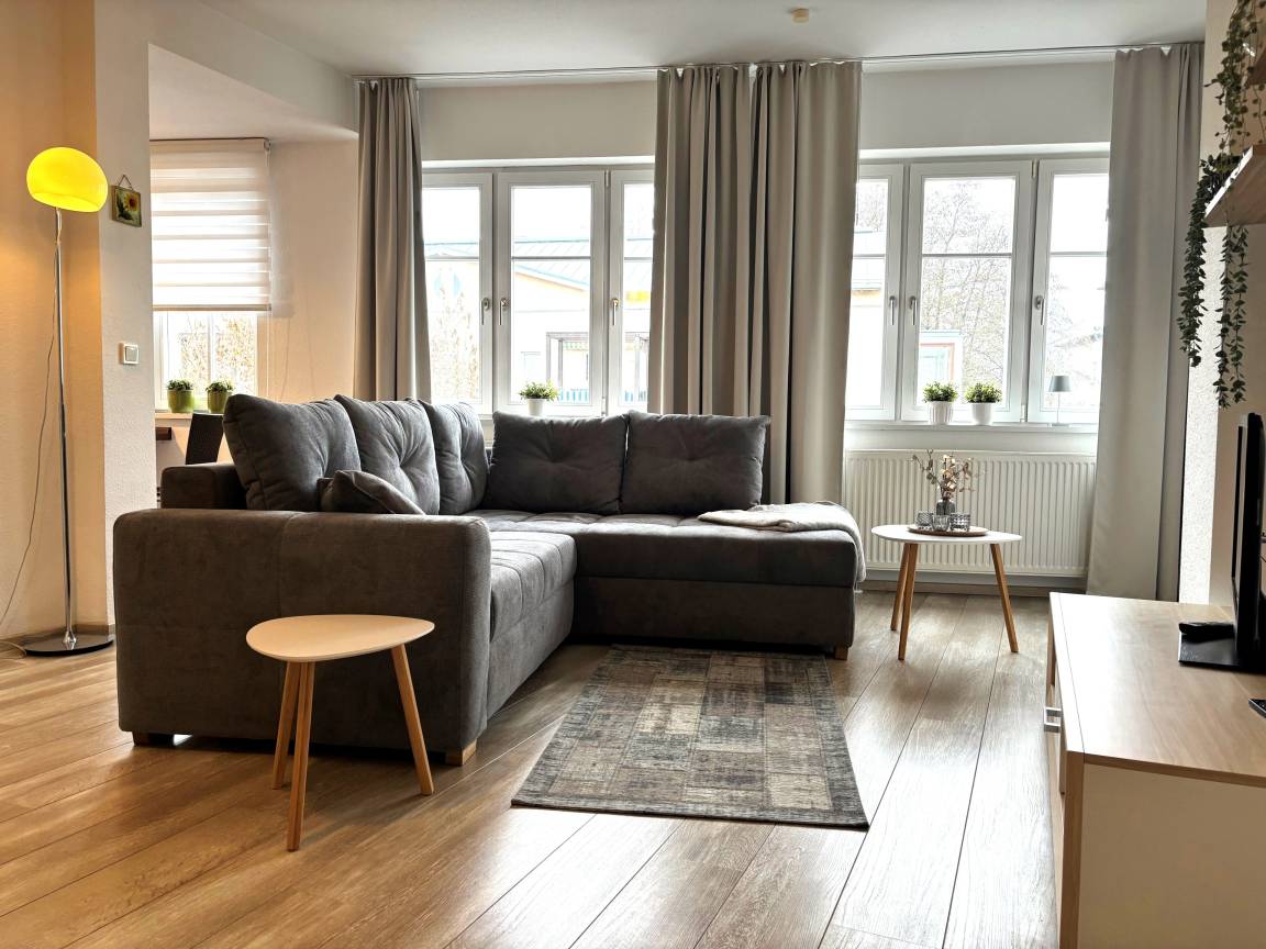 57 m² Ferienwohnung ∙ 1 Schlafzimmer ∙ 3 Gäste – Bild 1