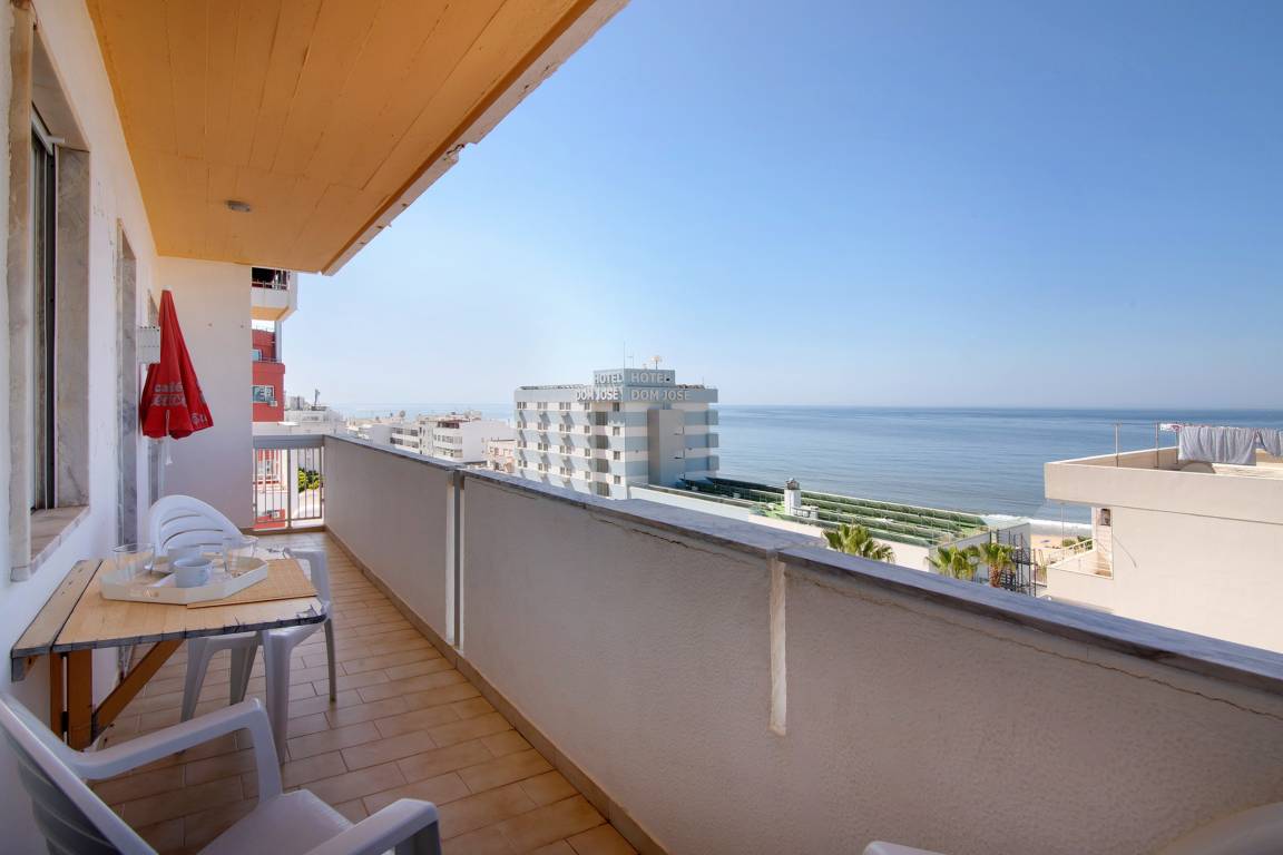 75 M² Apartamento ∙ 2 Habitaciones ∙ 6 Huéspedes - Quarteira