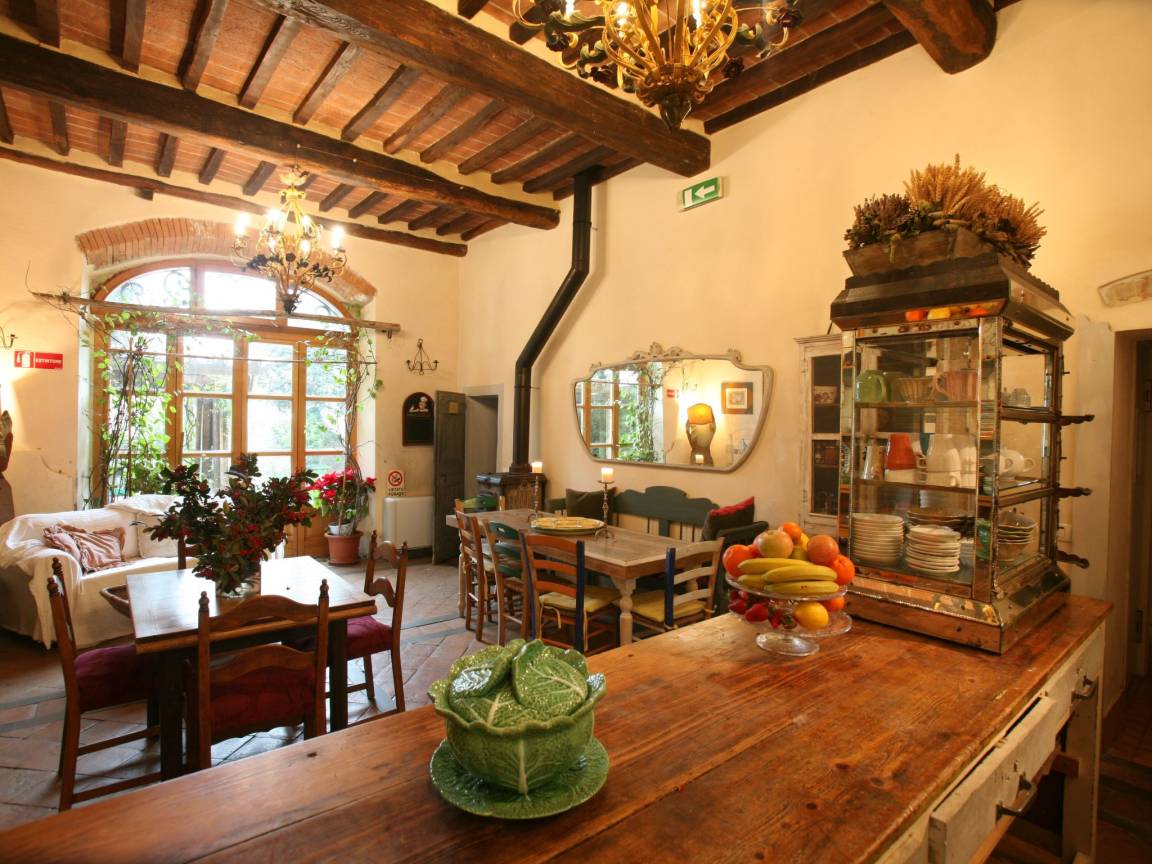 450 M² House ∙ 10 Bedrooms ∙ 14 Guests - Cortona