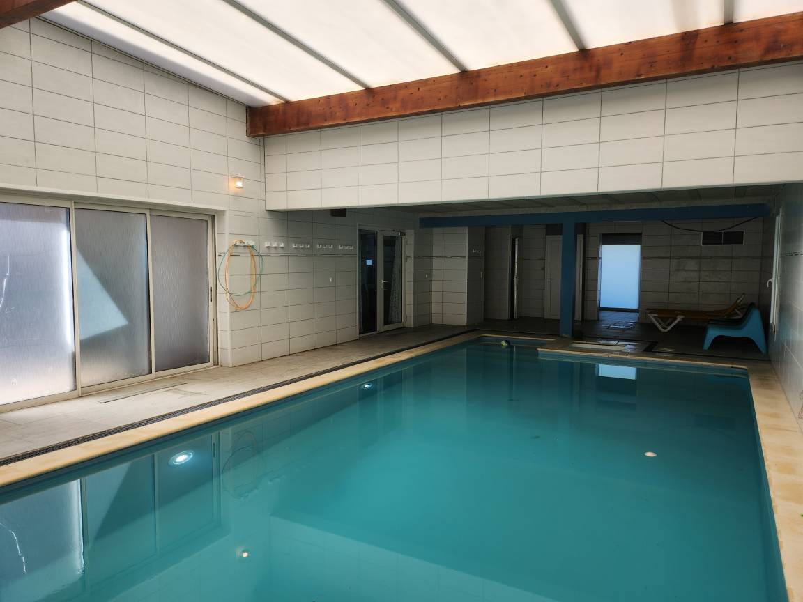 180 M² Maison De Vacances ∙ 5 Chambres ∙ 23 Personnes - Ardennes