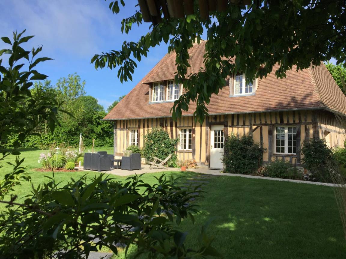 130 m&sup2; G&icirc;te 3 Schlafzimmer 6 G&auml;ste