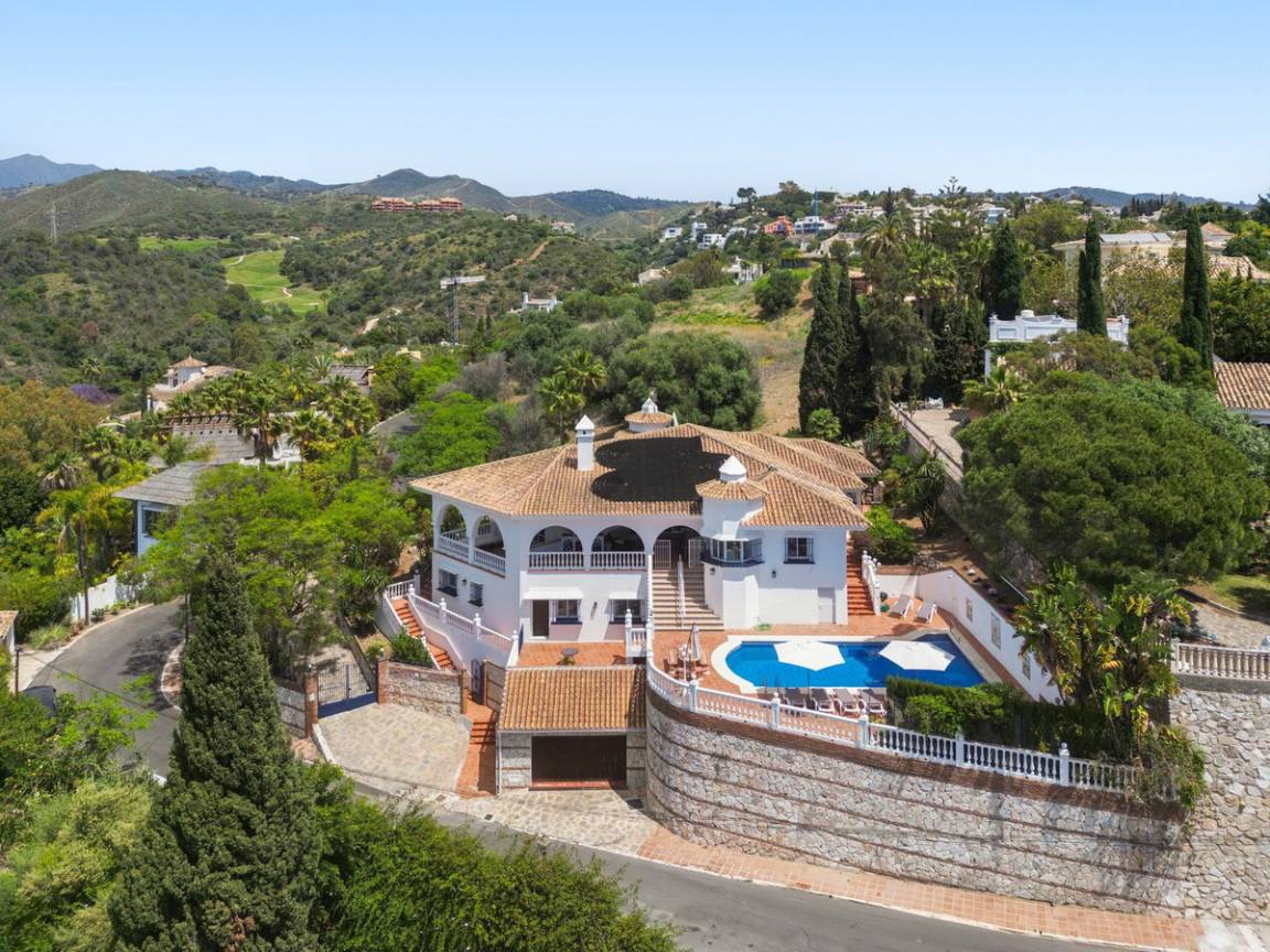 443 M² Villa ∙ 5 Habitaciones ∙ 12 Huéspedes - Marbella