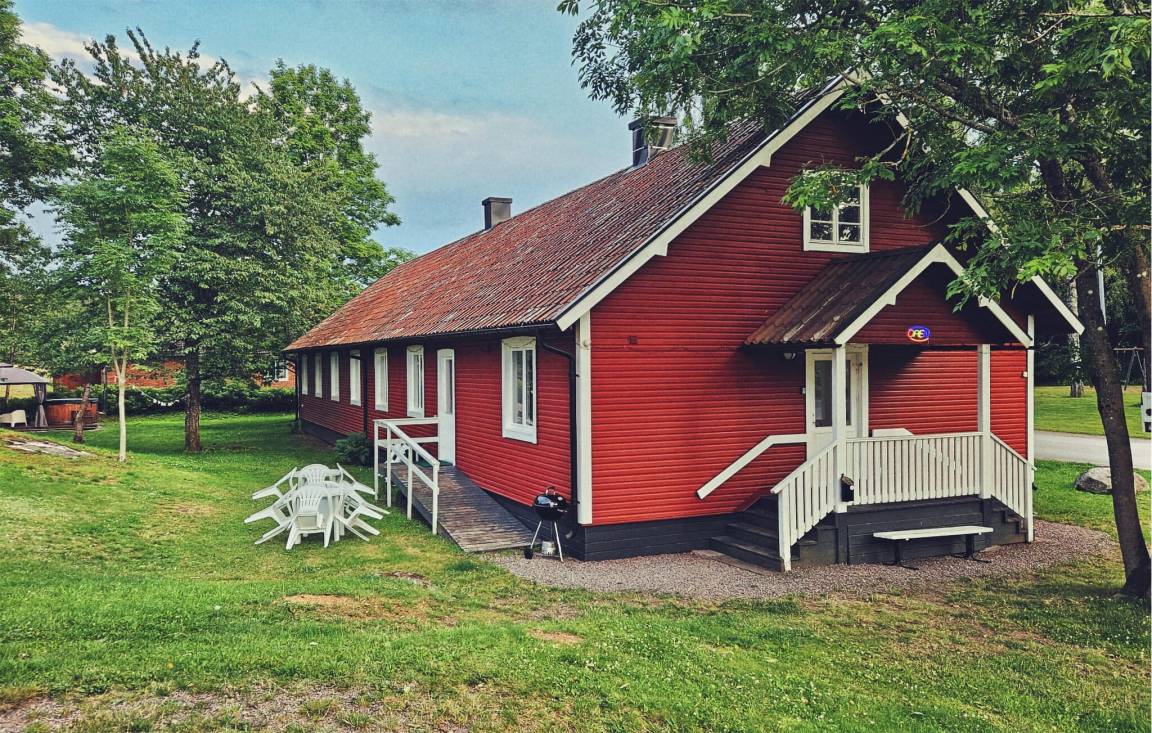 200 M² Hus ∙ 10 Sovrum ∙ 20 Gäster - Kronobergs län