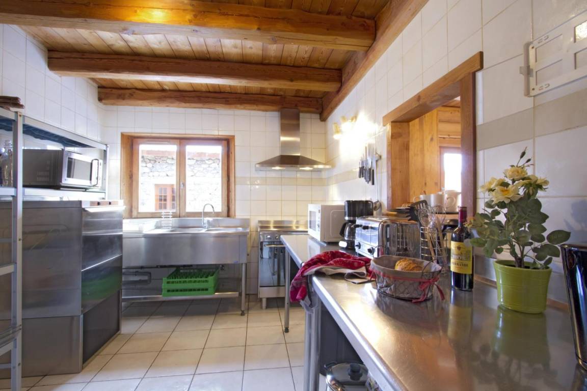 300 m² Chalet ∙ 8 Schlafzimmer ∙ 15 Gäste – Bild 17