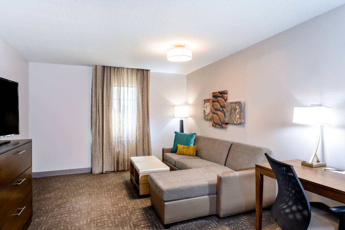 Hotel ∙ 1 Bedroom ∙ 4 Guests - Davie, FL