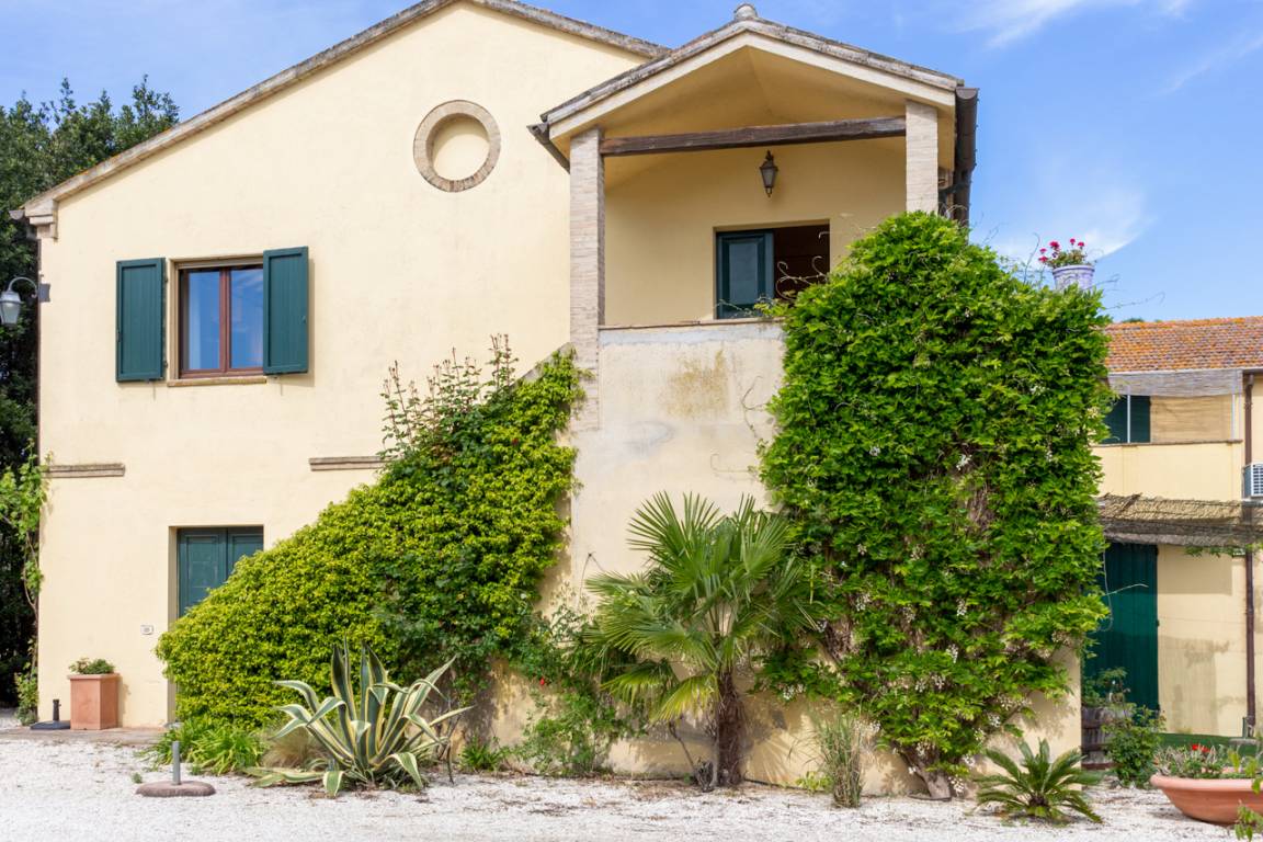 100 M² Appartement ∙ 1 Slaapkamer ∙ 5 Gasten - Recanati