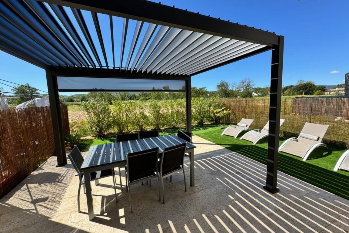 62 M² Ferienhaus ∙ 2 Schlafzimmer ∙ 6 Gäste - Gassin