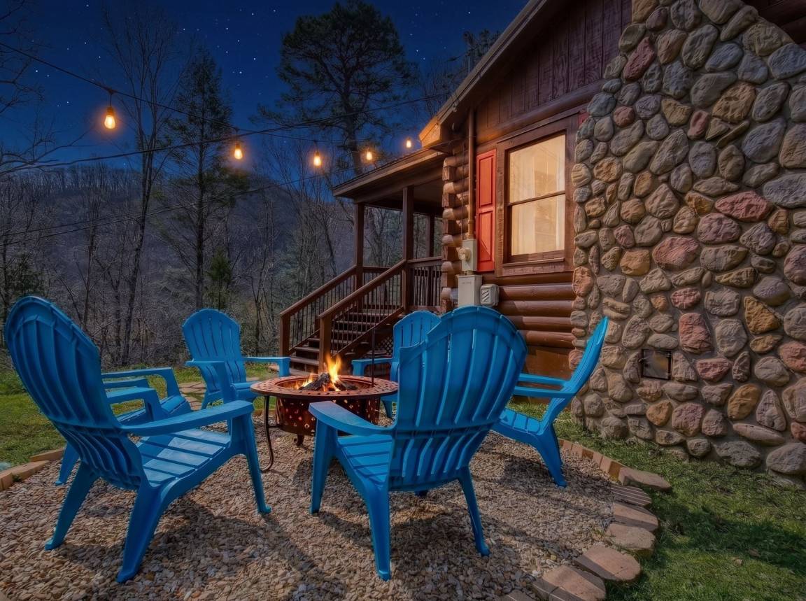 Cabin ∙ 2 Bedrooms ∙ 6 Guests - Great Smoky Mountains National Park