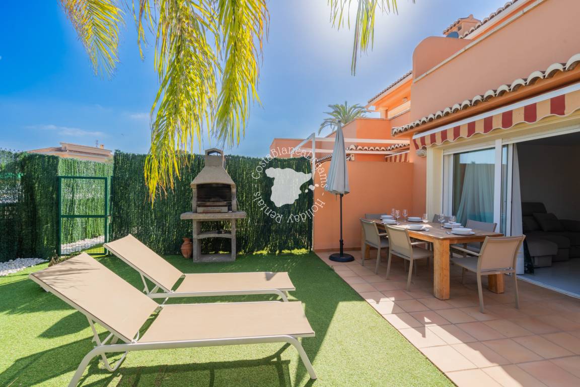 173 M² Bungalow ∙ 3 Slaapkamers ∙ 6 Gasten - Spanje