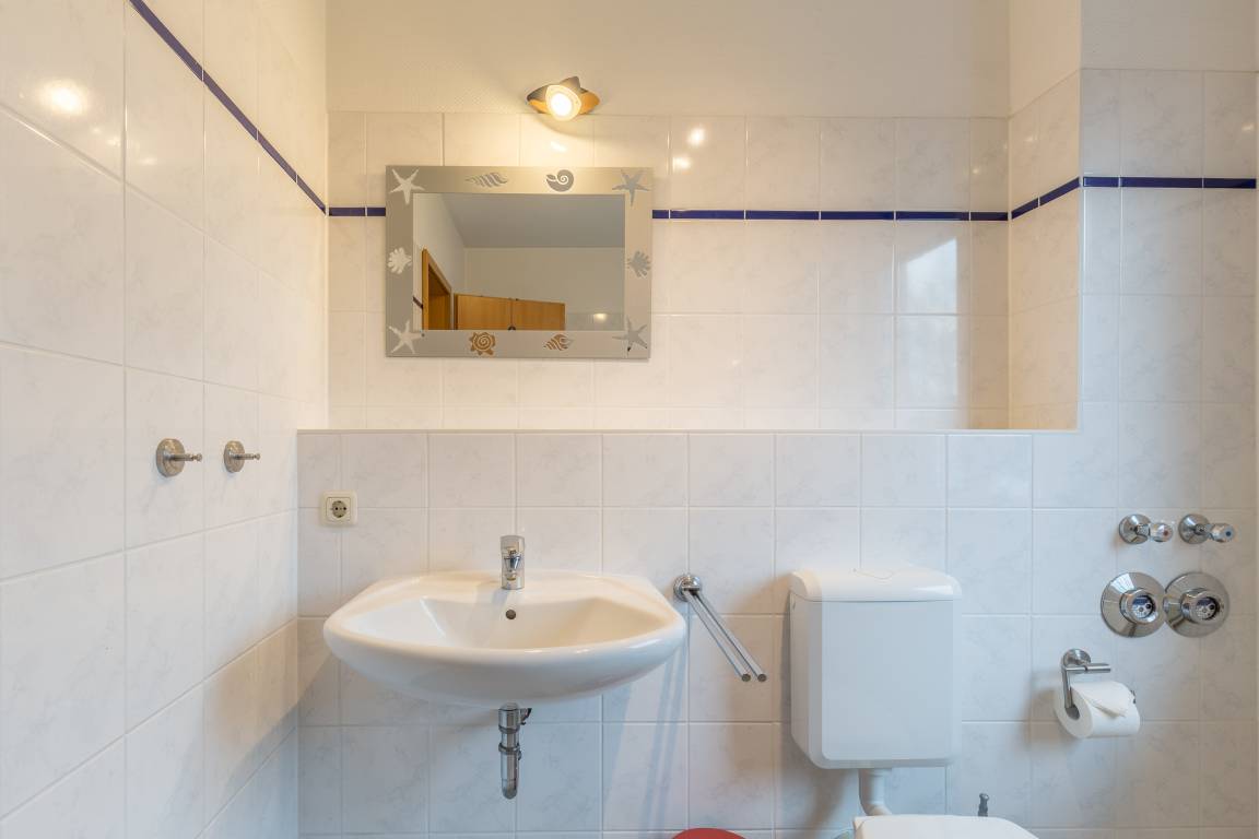 70 m² Ferienwohnung ∙ 2 Schlafzimmer ∙ 4 Gäste – Bild 11