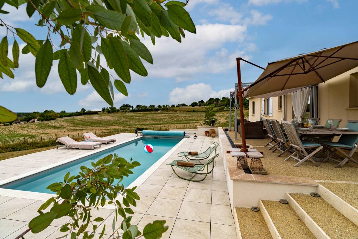 120 M² House ∙ 3 Bedrooms ∙ 6 Guests - Ribérac