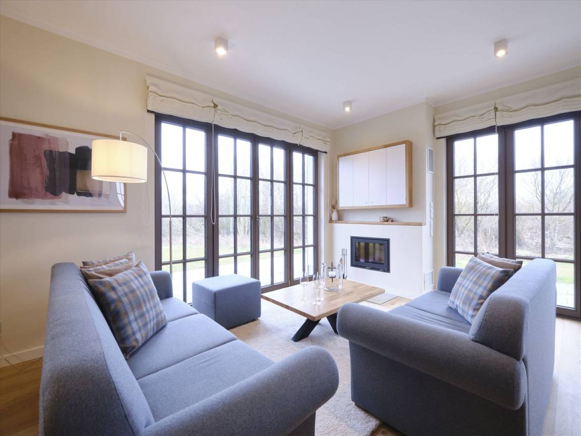 155 M² Ferienhaus ∙ 4 Schlafzimmer ∙ 8 Gäste - Breege