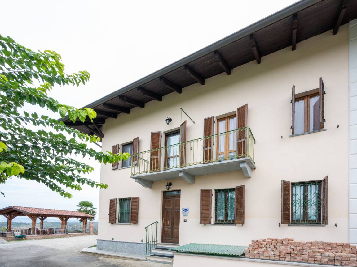 150 M² Maison De Vacances ∙ 3 Chambres ∙ 12 Personnes - Asti