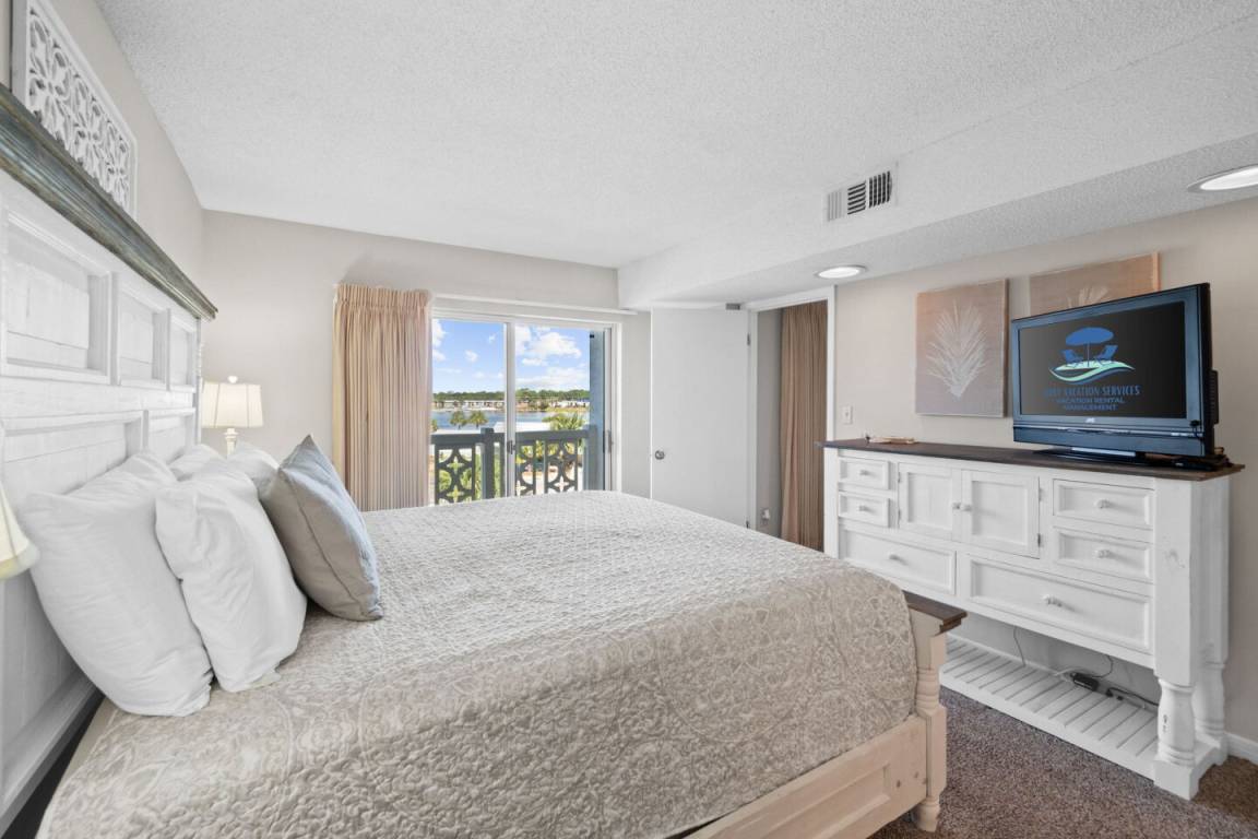 96 M² Condo ∙ 2 Bedrooms ∙ 6 Guests - Gulfarium Marine Adventure Park, Fort Walton Beach